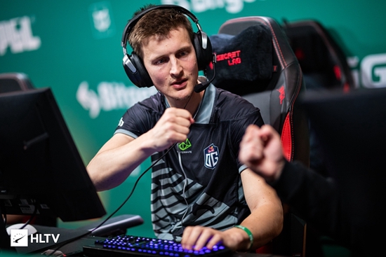 技嘉携手电竞装备助力2025 CFS世界总决赛